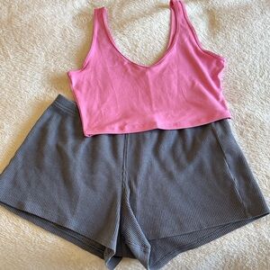 Hollister Tank and Shorts Bundle Medium